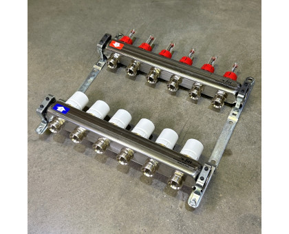 Коллекторная группа 1" Uni-Fitt 450Bнерж. сталь 6 выходов 3/4" с расходомерами и термостатическими вентилями без концевиков